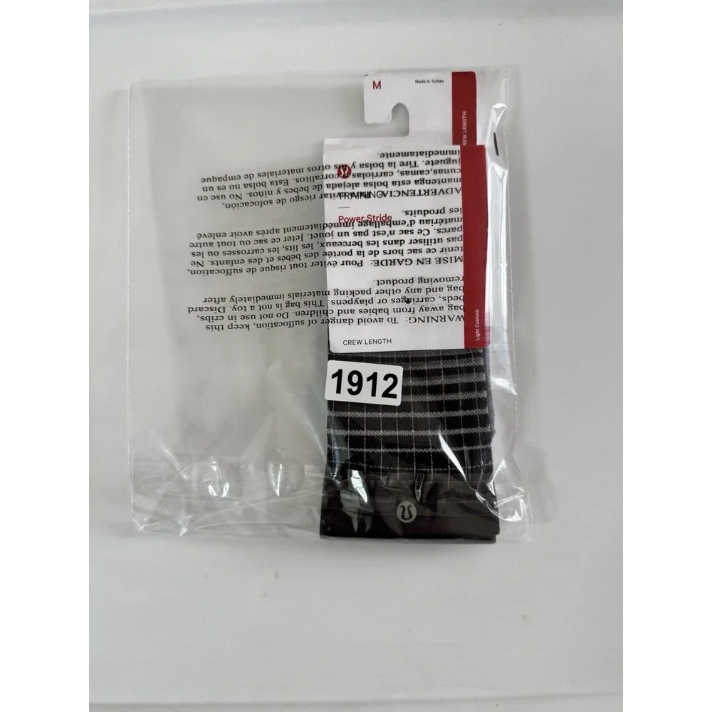 lululemon athletica product pair